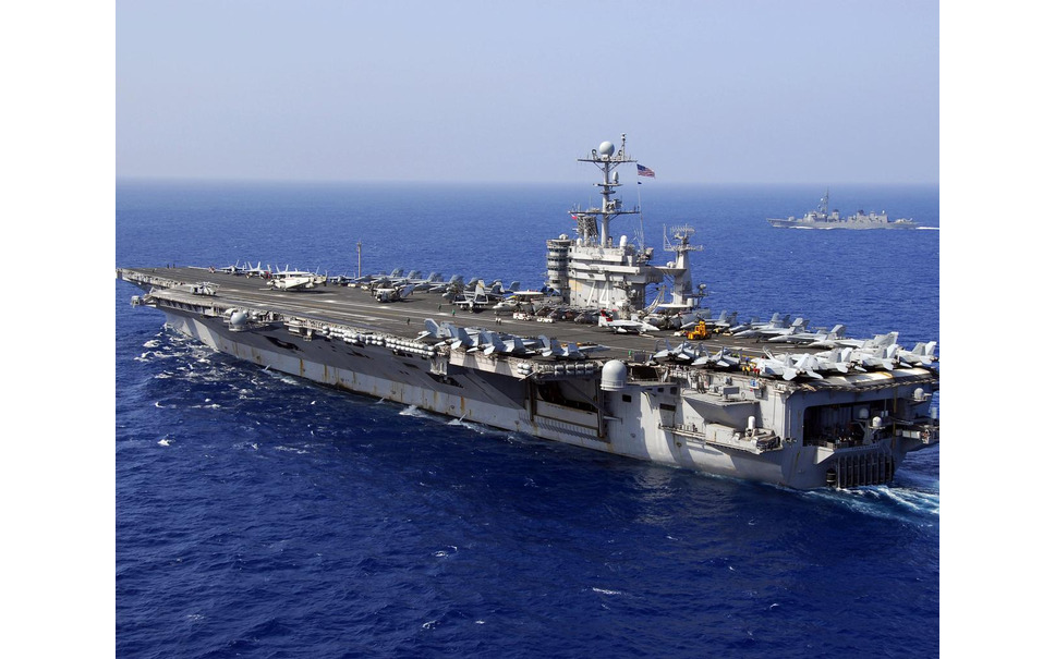 アメリカ海軍第5艦隊の原子力空母 Ussジョン C ステニス 2枚目の写真 画像 レスポンス Response Jp