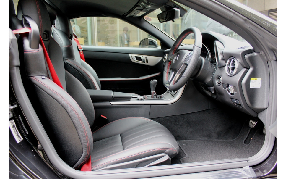 メルセデスベンツ Slk Mt 追加 楽しさと乗りやすさと経済性と 4枚目の写真 画像 レスポンス Response Jp メルセデスベンツ Slk Mt 追加 楽しさと乗りやすさと経済性と 4枚目の写真 画像 レスポンス Response Jp