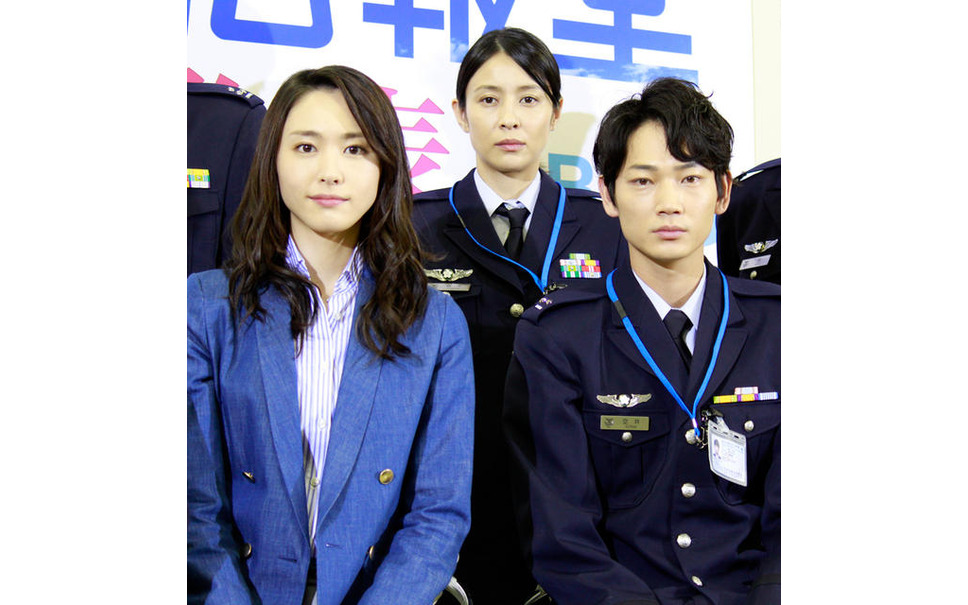 綾野剛 新垣結衣に大胆告白 航空自衛隊が舞台の新ドラマ 2枚目の写真 画像 レスポンス Response Jp 綾野剛 新垣結衣に大胆告白 航空自衛隊が舞台の新ドラマ 2枚目の写真 画像 レスポンス Response Jp
