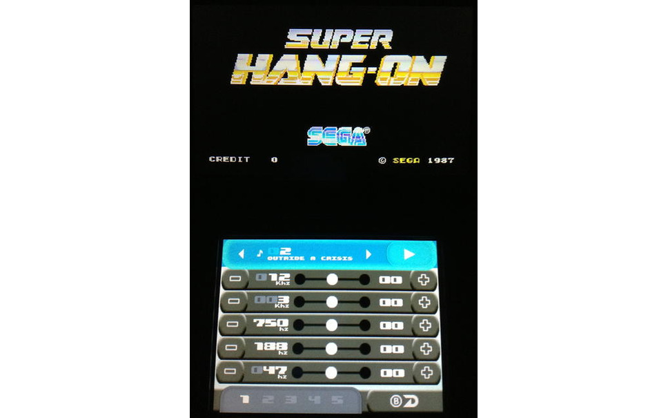 バイク筐体のプレイ感覚を再現したセガ 3d スーパーハングオン 10枚目の写真 画像 レスポンス Response Jp