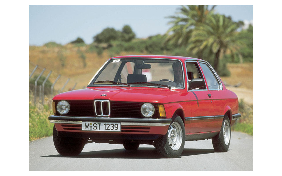 Bmw 3シリーズ 歴代写真蔵 その1 1975年 E21 15枚目の写真 画像 レスポンス Response Jp Bmw 3シリーズ 歴代写真蔵 その1 1975年 E21 15枚目の写真 画像 レスポンス Response Jp