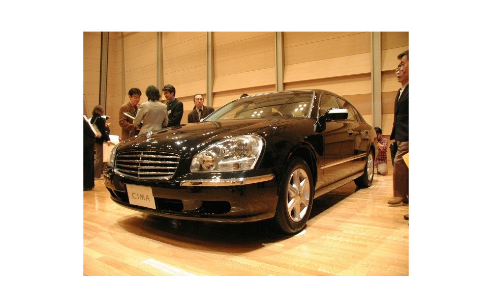 頂点へ 新型日産 シーマ 高級車イコールがぶ飲み を昔話にした技術 2枚目の写真 画像 レスポンス Response Jp 頂点へ 新型日産 シーマ 高級車イコールがぶ飲み を昔話にした技術 2枚目の写真 画像 レスポンス Response Jp