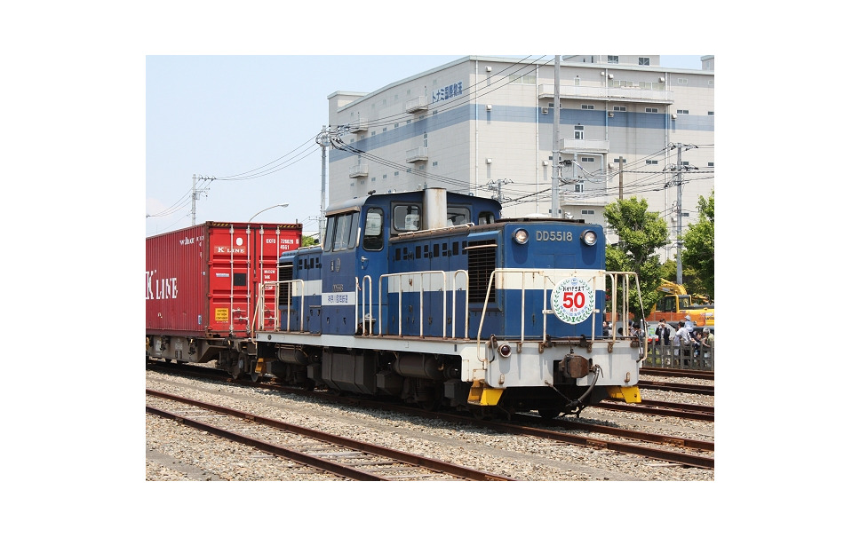 横浜本牧駅で展示された珍しい車両たち 大物車から試作車まで 写真蔵 2枚目の写真 画像 レスポンス Response Jp 横浜本牧駅で展示された珍しい車両たち 大物車から試作車まで 写真蔵 2枚目の写真 画像 レスポンス Response Jp