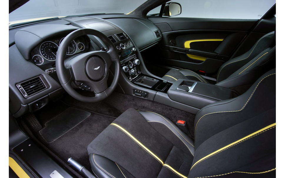 アストンマーチン最速のv12ヴァンテージs 価格公表 英国では13万8000ポンドから 5枚目の写真 画像 レスポンス Response Jp アストンマーチン最速のv12ヴァンテージs 価格公表 英国では13万8000ポンドから 5枚目の写真 画像 レスポンス Response Jp