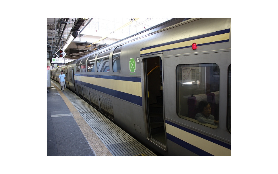 Jr東日本 モバイルsuicaのグリーン車利用キャンペーン実施 10 11月 1枚目の写真 画像 レスポンス Response Jp