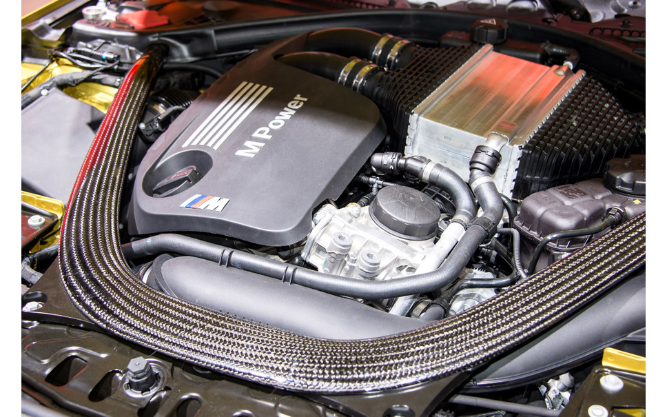 デトロイトモーターショー14 Bmw M4クーペ カーボン使用で80kg軽量化 詳細画像 31枚目の写真 画像 レスポンス Response Jp デトロイトモーターショー14 Bmw M4クーペ カーボン使用で80kg軽量化 詳細画像 31枚目の写真 画像 レスポンス Response Jp