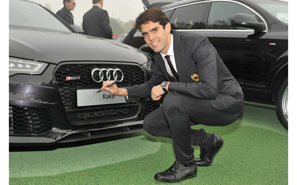 Acミラン 本田圭佑 アウディ Q7 をゲット カカは Rs6アバント 2枚目の写真 画像 レスポンス Response Jp Acミラン 本田圭佑 アウディ Q7 をゲット カカは Rs6アバント 2枚目の写真 画像 レスポンス Response Jp