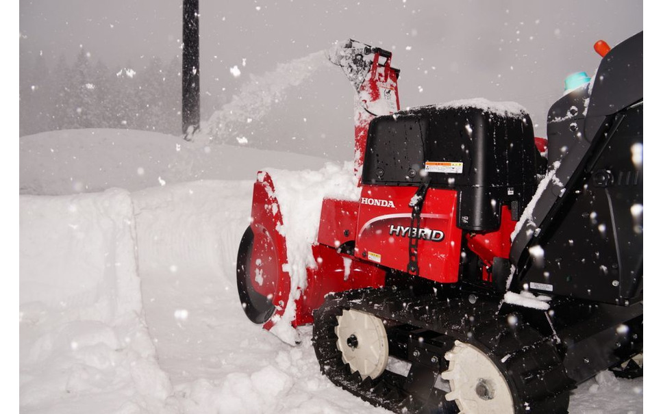 ホンダのハイブリッド除雪機の性能体験 動画 1枚目の写真 画像 レスポンス Response Jp