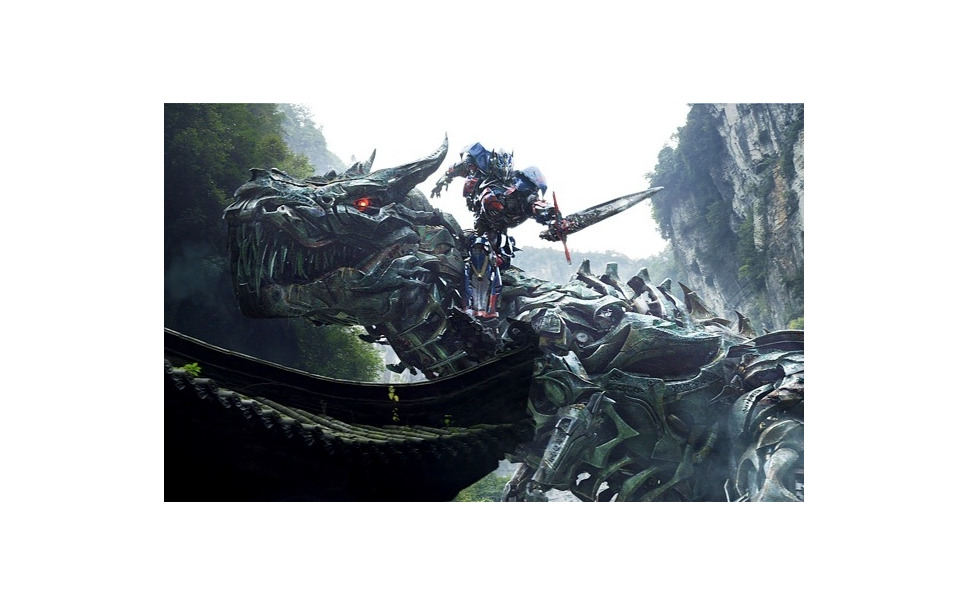 渡辺謙がブガッティ ヴェイロン役に トランスフォーマー ロストエイジ 1枚目の写真 画像 レスポンス Response Jp 渡辺謙がブガッティ ヴェイロン役に トランスフォーマー ロストエイジ 1枚目の写真 画像 レスポンス Response Jp
