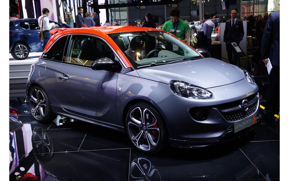 パリモーターショー14 1 4ターボの小型ロケット オペルの入門コンパクト アダム に S 3枚目の写真 画像 レスポンス Response Jp