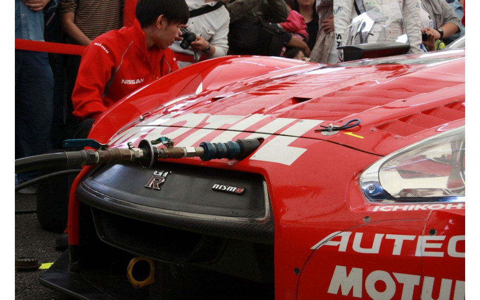 モータースポーツジャパン14 もうタイヤ交換が遅いなんて言いません 日産のピットワークシミュレーション 13枚目の写真 画像 レスポンス Response Jp