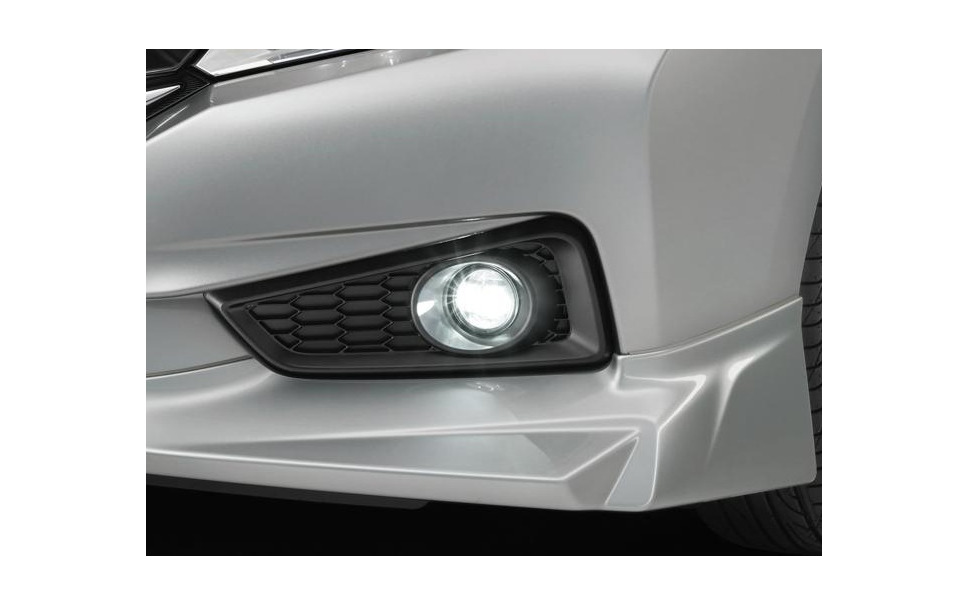 ホンダ グレイス 発表 無限 各種カスタマイズパーツを開発 5枚目の写真 画像 レスポンス Response Jp ホンダ グレイス 発表 無限 各種カスタマイズパーツを開発 5枚目の写真 画像 レスポンス Response Jp