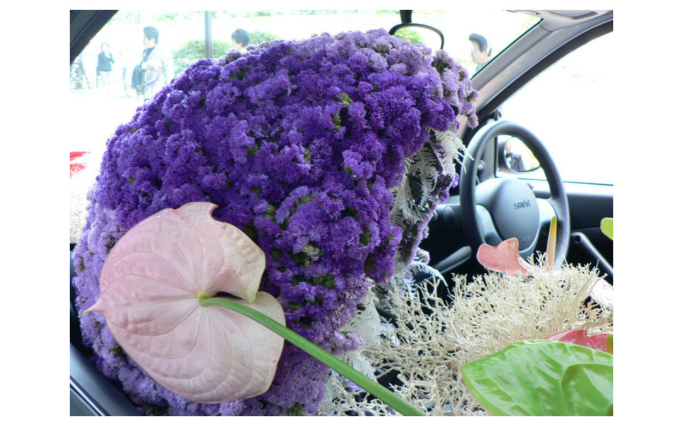 スマートにお花をいける 草月とスマートのコラボ 2枚目の写真 画像 レスポンス Response Jp