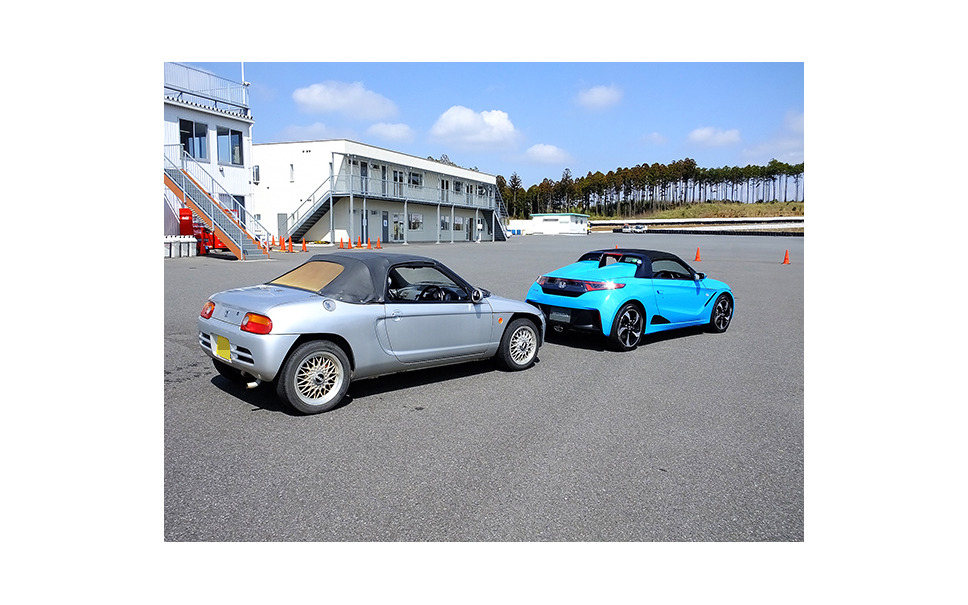 ホンダ S660 プロトタイプ 公開 ホンダの軽ミッドシップ 新旧比較 ビート と S660 を並べてみた 6枚目の写真 画像 レスポンス Response Jp