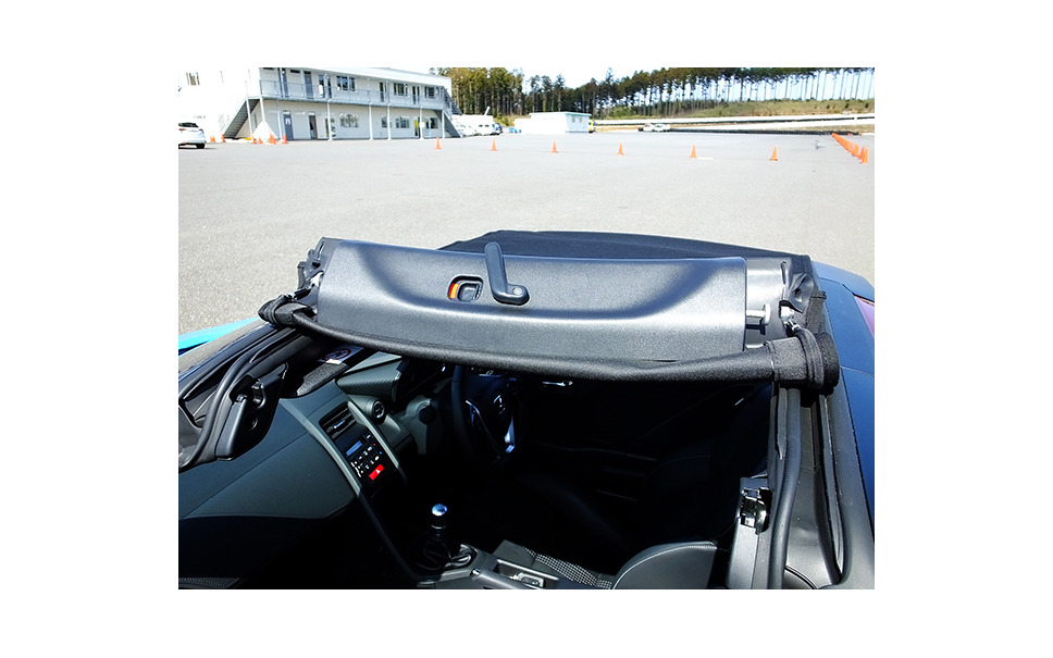 ホンダ S660 発表 衝突時に跳ね上がる 巻き寿司ルーフ 雨漏り防ぐ工夫も 1枚目の写真 画像 レスポンス Response Jp ホンダ S660 発表 衝突時に跳ね上がる 巻き寿司ルーフ 雨漏り防ぐ工夫も 1枚目の写真 画像 レスポンス Response Jp