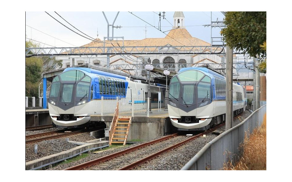 近鉄 観光特急 しまかぜ の3並び撮影ツアー 5月28日 2枚目の写真 画像 レスポンス Response Jp