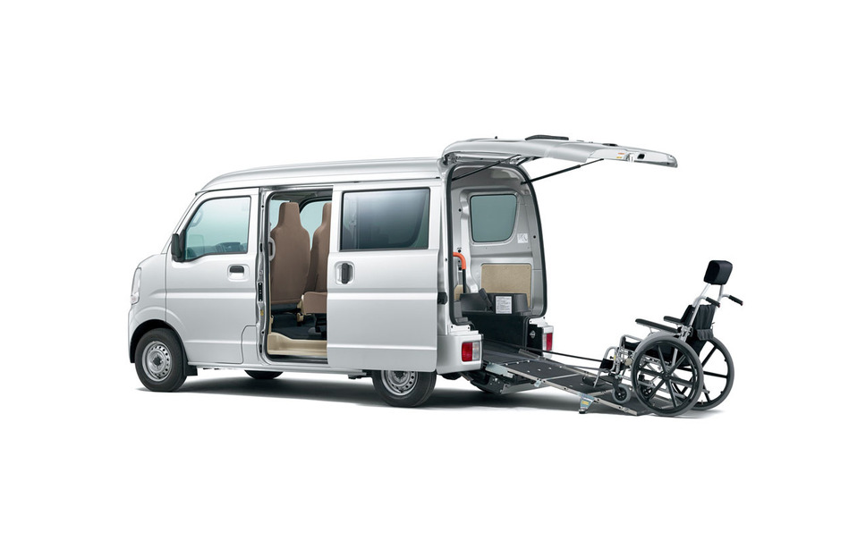 スズキ エブリイ 商用車のベストセラーカーを徹底解剖 中古車相場も カーナリズム スズキ エブリイ 商用車のベストセラーカーを徹底解剖 中古車相場も カーナリズム