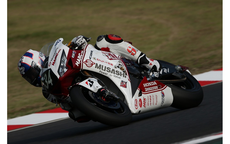 鈴鹿8耐 地元fmラジオで場内実況を生放送 鈴鹿icからも受信可能 3枚目の写真 画像 レスポンス Response Jp 鈴鹿8耐 地元fmラジオで場内実況を生放送 鈴鹿icからも受信可能 3枚目の写真 画像 レスポンス Response Jp