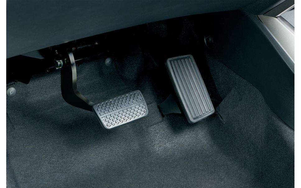 ホンダ グレイス 教習車バージョンを発売 教習向け装備を充実 3枚目の写真 画像 レスポンス Response Jp ホンダ グレイス 教習車バージョンを発売 教習向け装備を充実 3枚目の写真 画像 レスポンス Response Jp