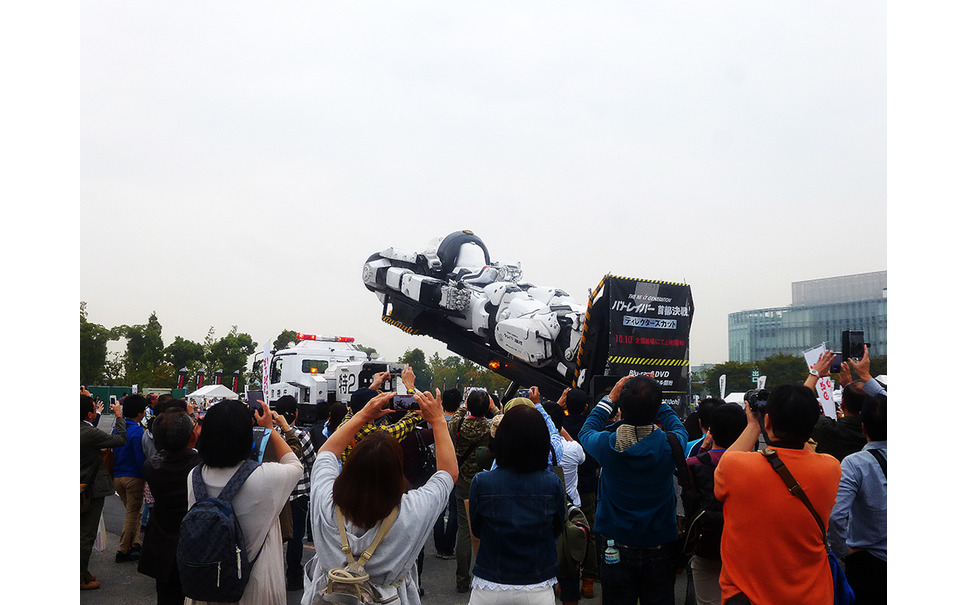 東京モーターフェス15 98式avイングラムがデッキアップ コペン もコスプレ 写真蔵 4枚目の写真 画像 レスポンス Response Jp 東京モーターフェス15 98式avイングラムがデッキアップ コペン もコスプレ 写真蔵 4枚目の写真 画像 レスポンス Response Jp