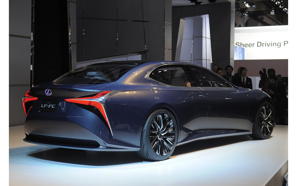 東京モーターショー15 レクサス福市プレジデント Lf Fc は次世代フラッグシップ 7枚目の写真 画像 レスポンス Response Jp