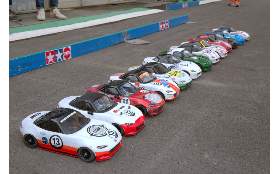 Rc ロードスター でも メディア対抗耐久レース 痛ラジコンも登場 13枚目の写真 画像 レスポンス Response Jp