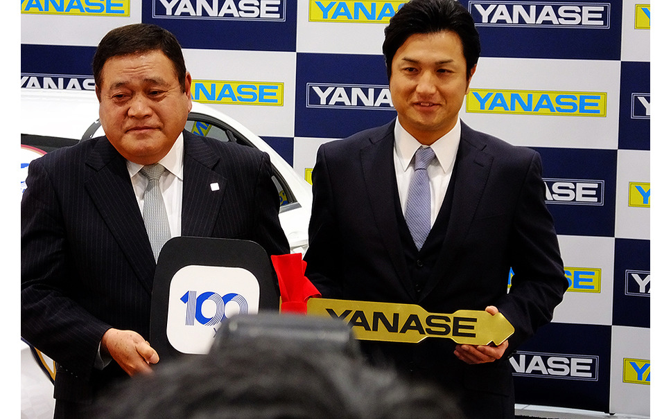 ヤナセmvp賞の高橋由伸新監督 次は菅野と言いつつ 監督でもまた賞を 3枚目の写真 画像 レスポンス Response Jp