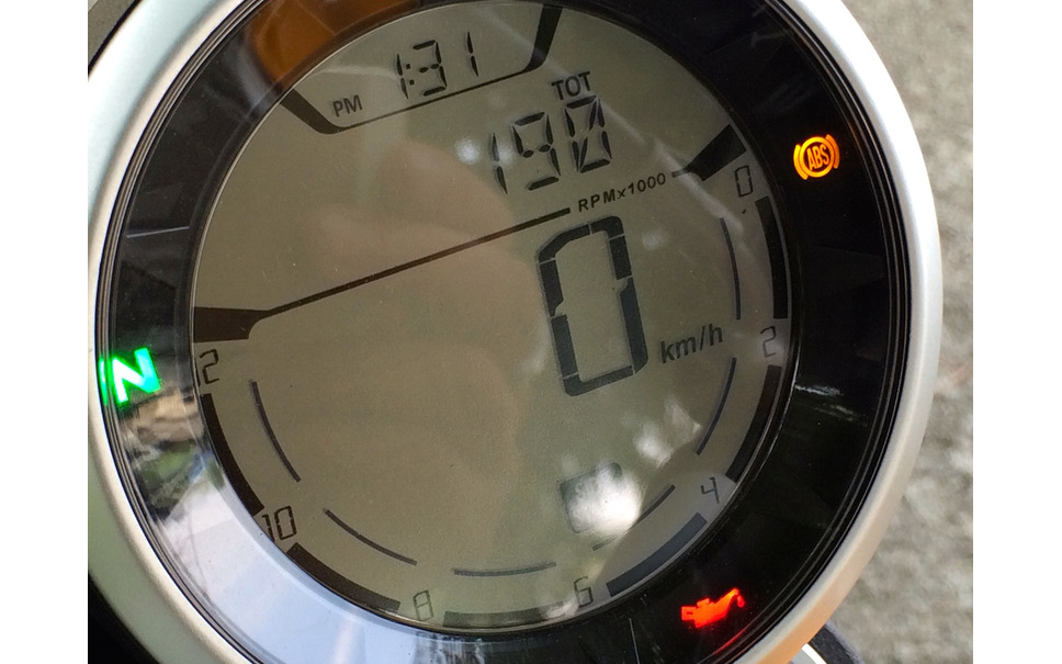 ドゥカティ スクランブラー アイコン 試乗 アクセル開け始めのドカンとくる力強さが 青木タカオ 11枚目の写真 画像 レスポンス Response Jp ドゥカティ スクランブラー アイコン 試乗 アクセル開け始めのドカンとくる力強さが 青木タカオ 11枚目の写真 画像 レスポンス Response Jp