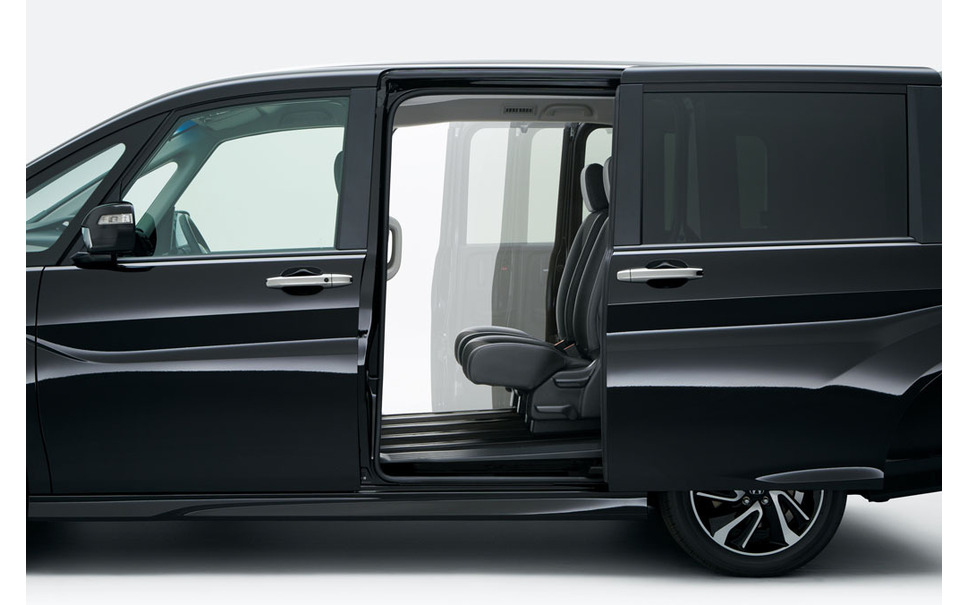 ホンダ ステップ ワゴン スパーダに特別仕様車 安全運転支援システムなどを装備 7枚目の写真 画像 レスポンス Response Jp