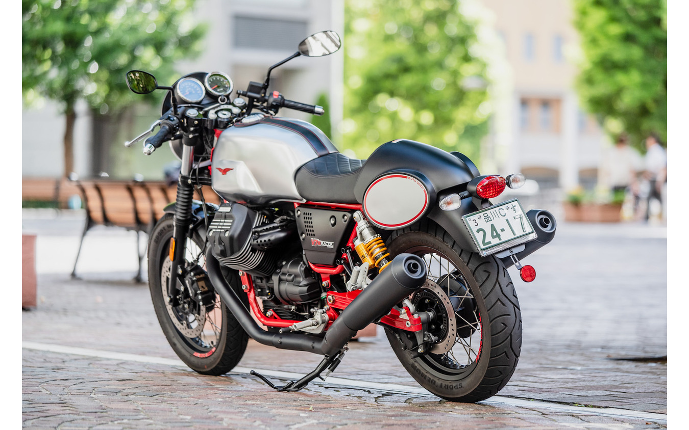 MOTO GUZZI V7 III Racer（モトグッツィ）