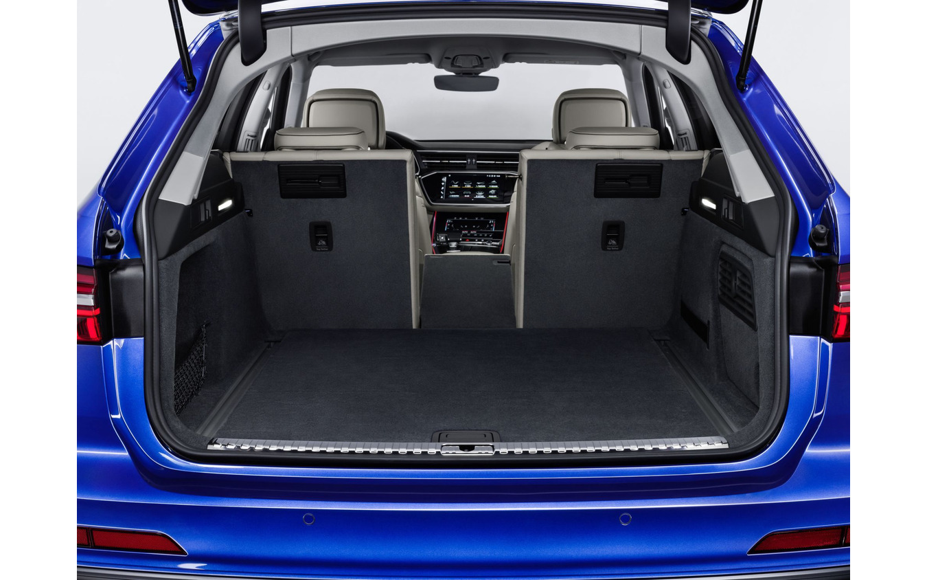 アウディA6アバント新型