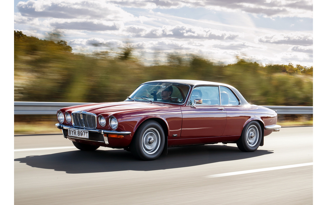 Jaguar XJ Historic Convoy to Paris