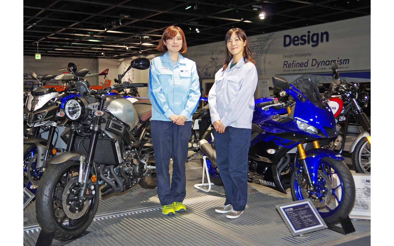 ヤマハ発動機の女性エンジニア、神谷久美子さん（右）と渡邊真帆さん（左）