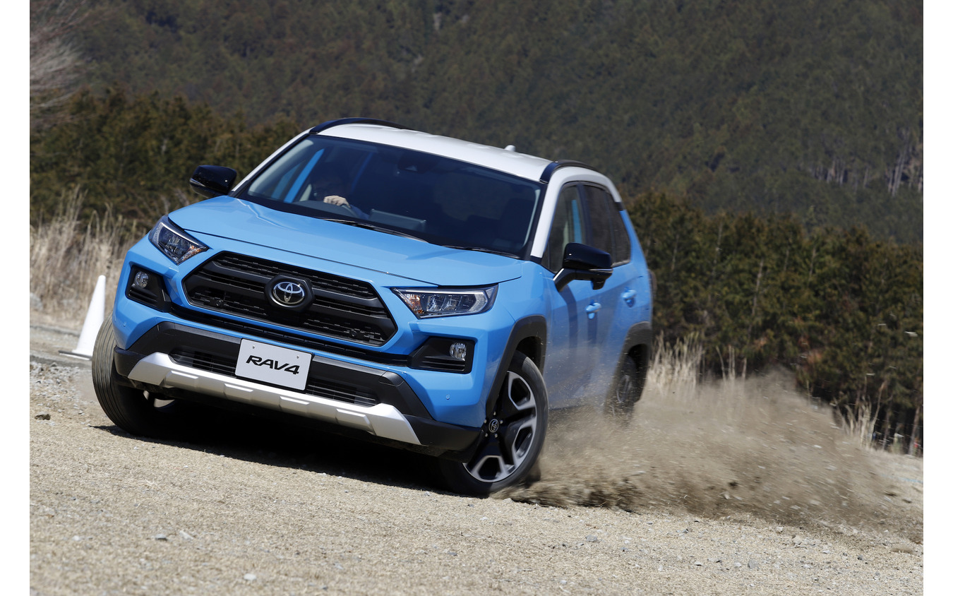 トヨタRAV4新型試乗