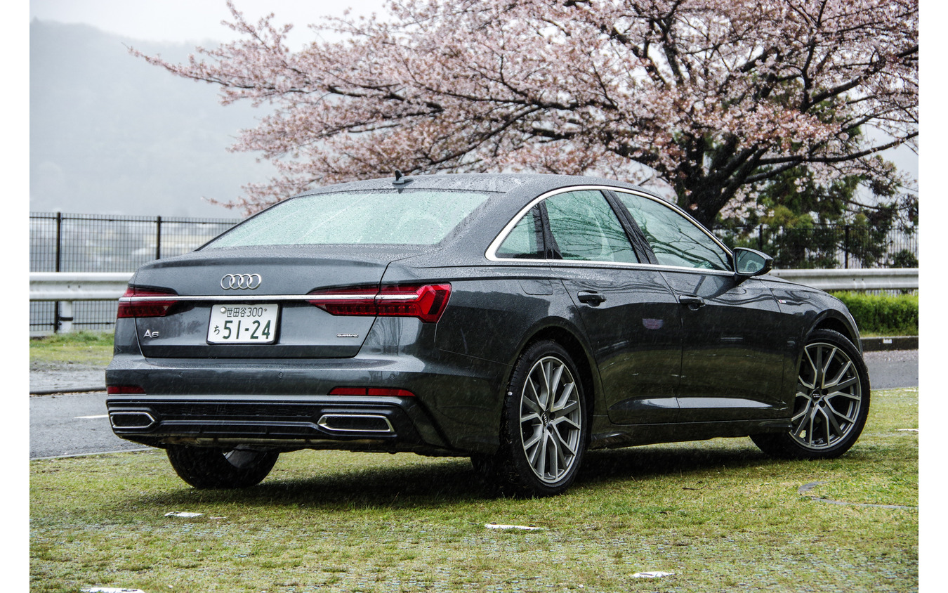 アウディ A6 45 TFSI