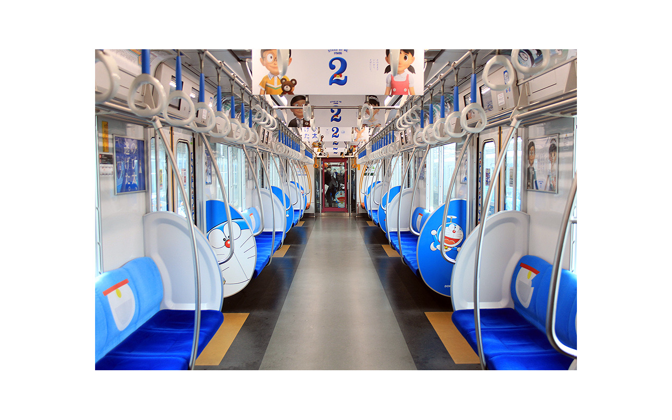 西武鉄道30000系「DORAEMON－GO！」