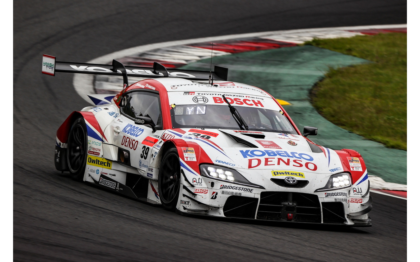 ヘイキ・コバライネン選手、中山雄一選手の#39 DENSO KOBELCO SARD GR Supra