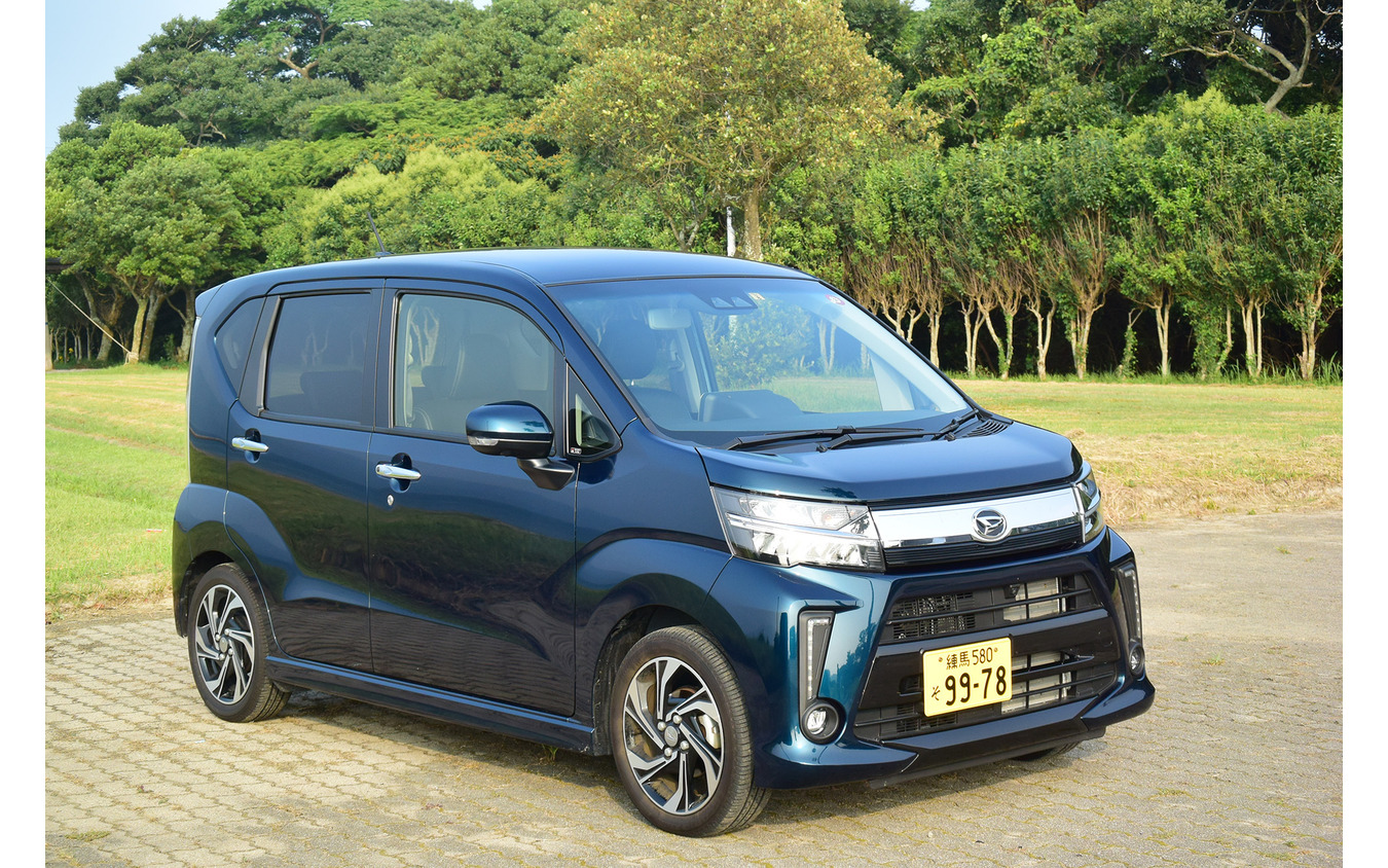 DAIHATSU ムーヴ