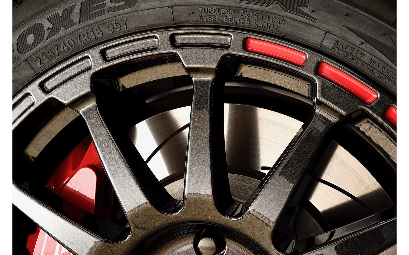 MID RMPレーシング GR12 アルミホイール 1本 ヴィッツ 130系(16×6J 4-100 INSET43 ホワイト/ストロボレッド)RMP RACING GR12 MID RMPレーシング GR12 アルミホイール 1本 ヴィッツ 130系(16×6J 4-100 INSET43 ホワイト/ストロボレッド)RMP RACING GR12