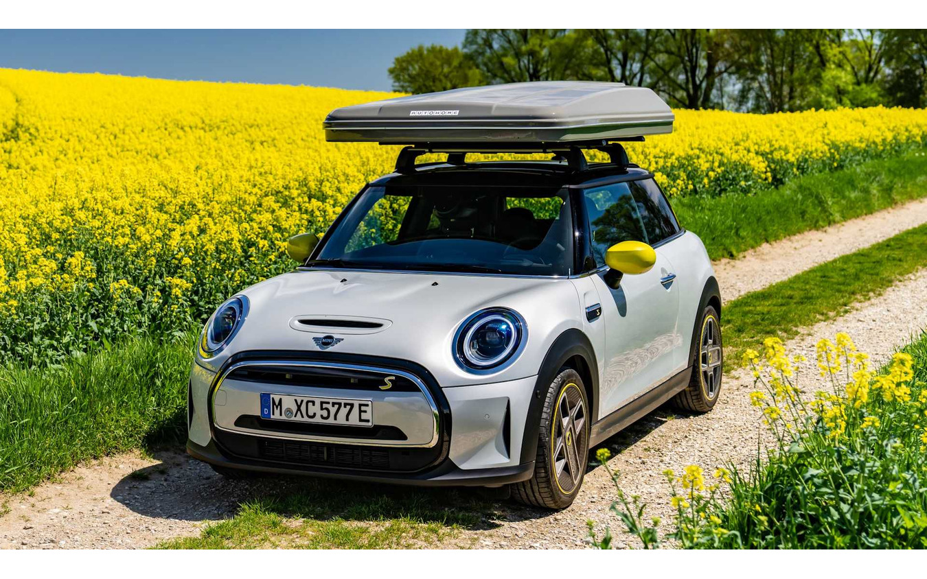 純正ルーフテントを装着したMINI『ハッチバック』のEV