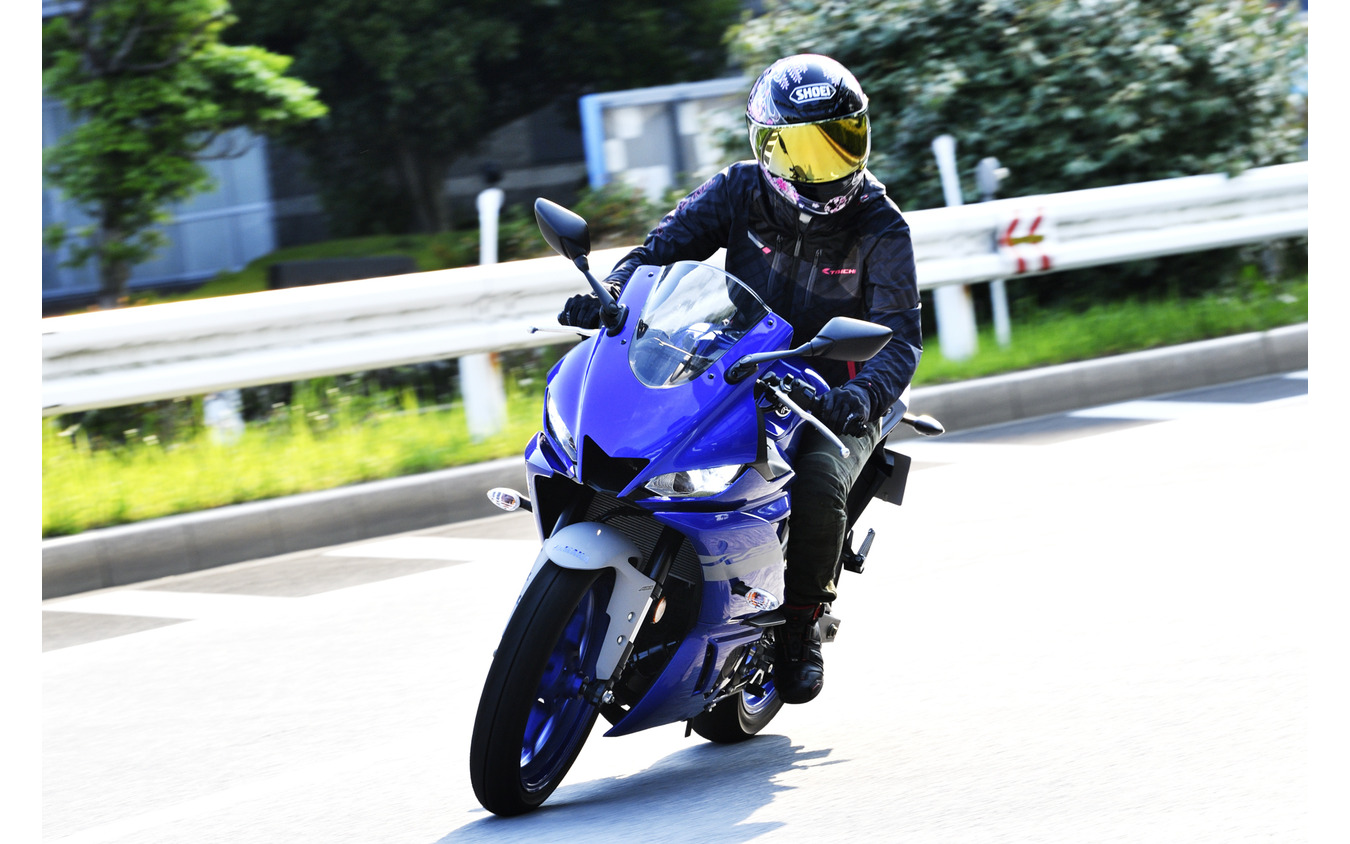 ヤマハ YZF-R25