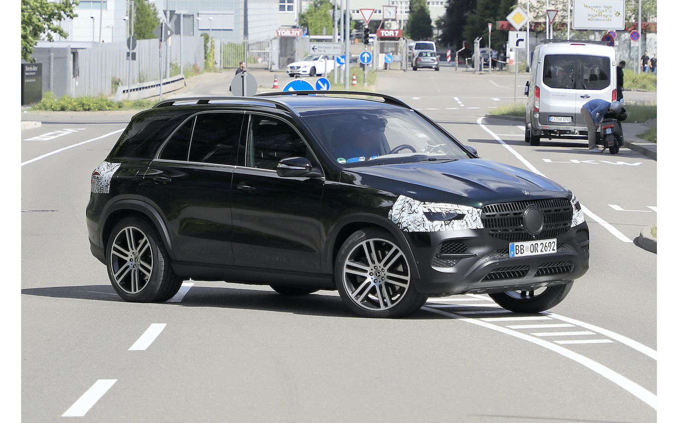 メルセデスベンツ GLE 改良新型プロトタイプ（スクープ写真）