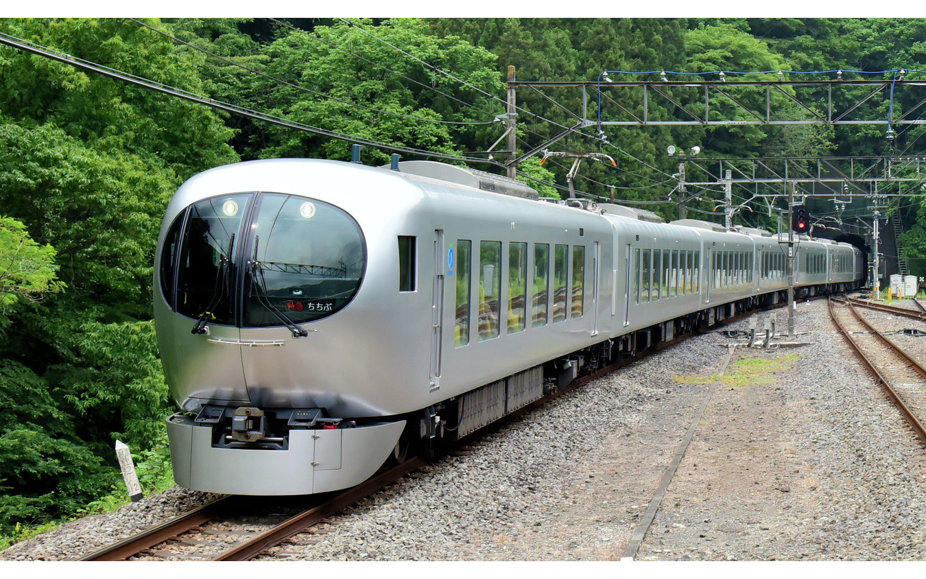 「往復小児特急料金実質無料キャンペーン」の対象列車は、001系Laviewで運行される西武秩父線直通特急。