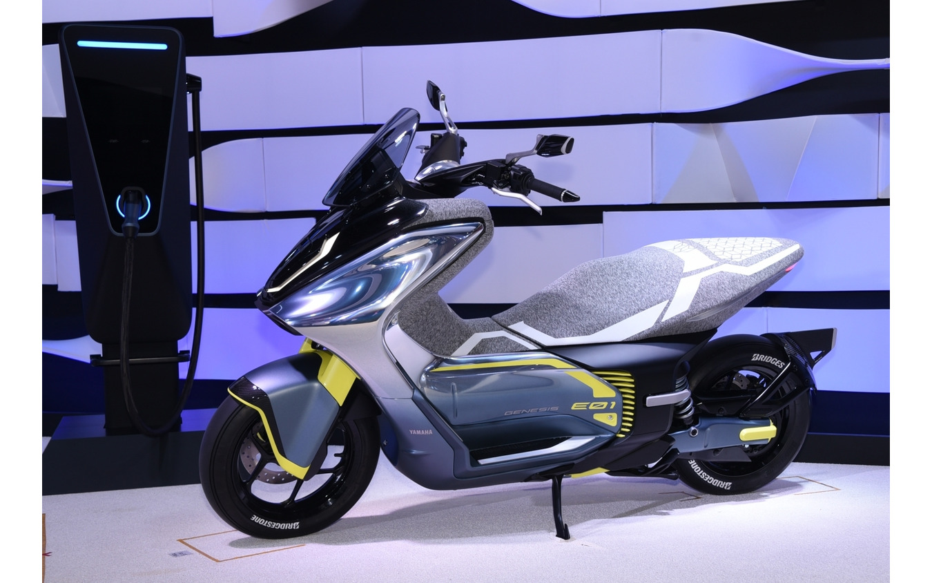 ヤマハの電動バイクコンセプト『E01』（東京モーターショー2019）