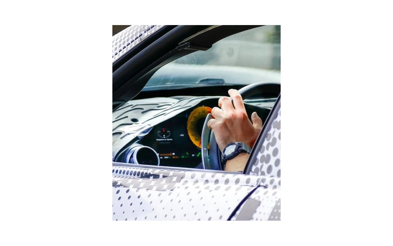 フェラーリ プロサングエ 市販型プロトタイプ(スクープ写真)