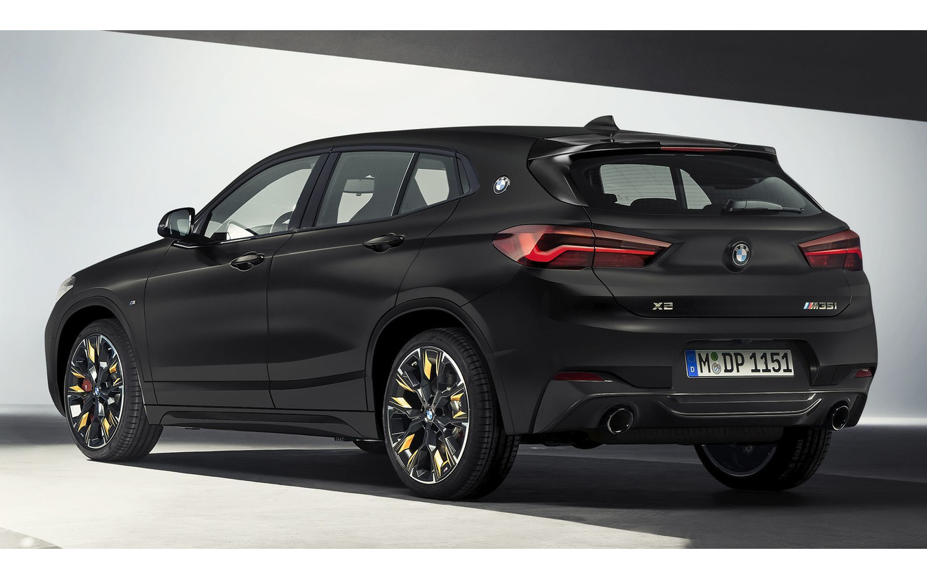 BMW X2 の「エディション・ゴールドプレイ」