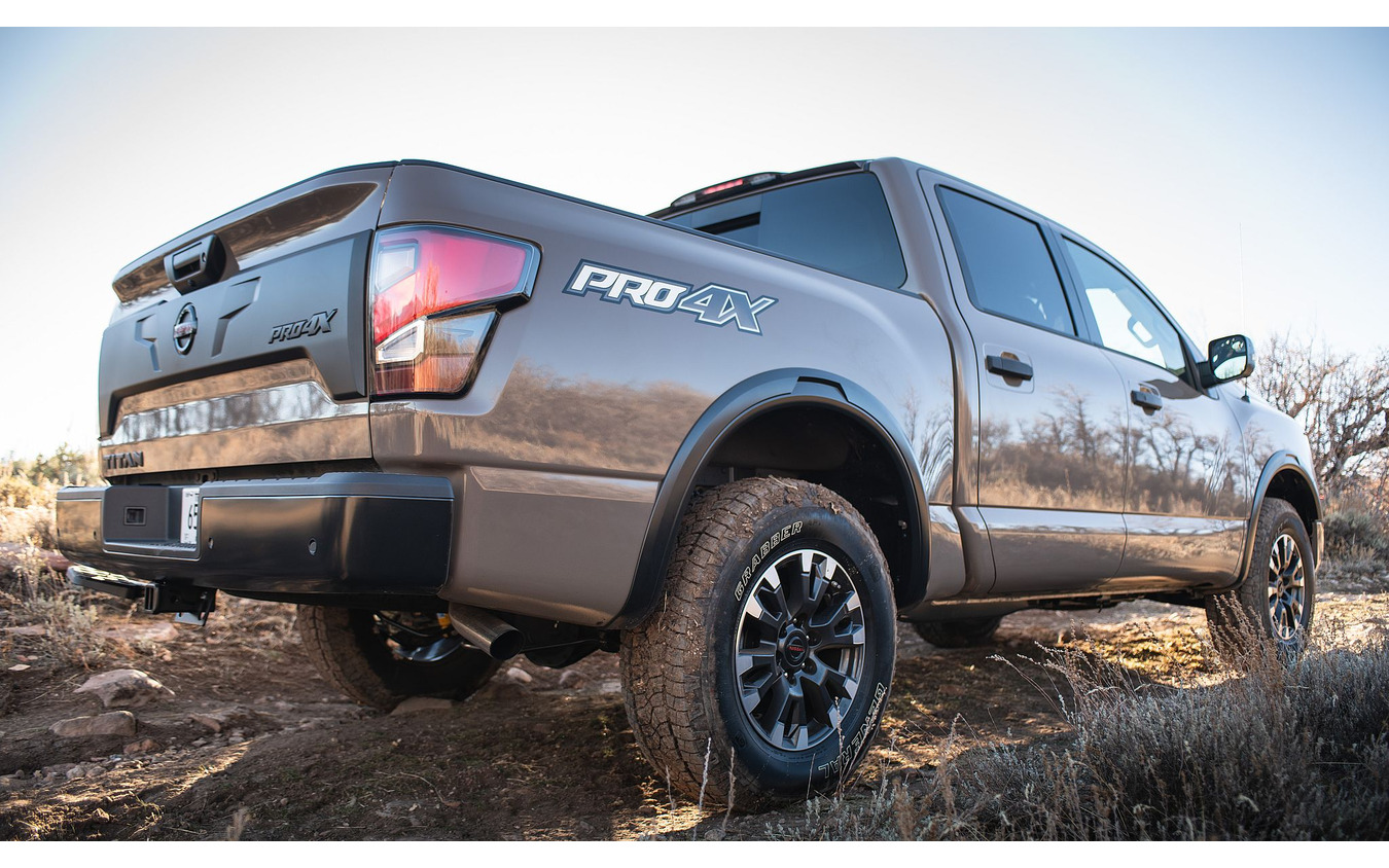 日産 タイタン にオフロード仕様 Pro 4x 米22年型に設定 レスポンス Response Jp