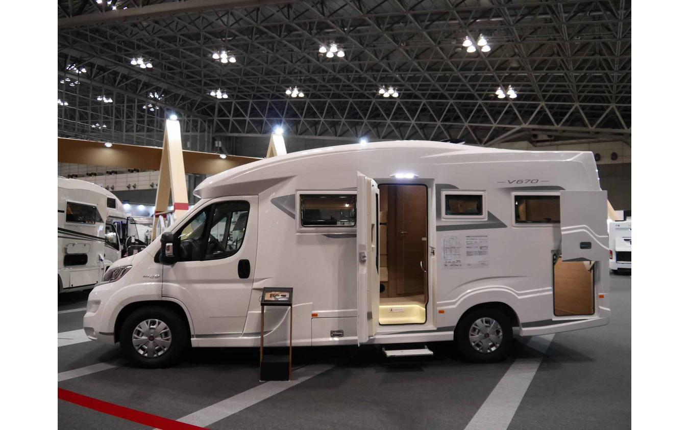 VANTECH V670（VANTECH株式会社）展示車価格1540万円