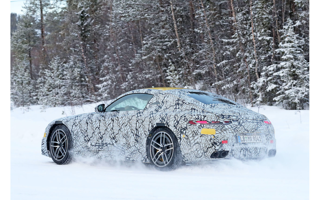メルセデス AMG GT 次期型プロトタイプ (スクープ写真)