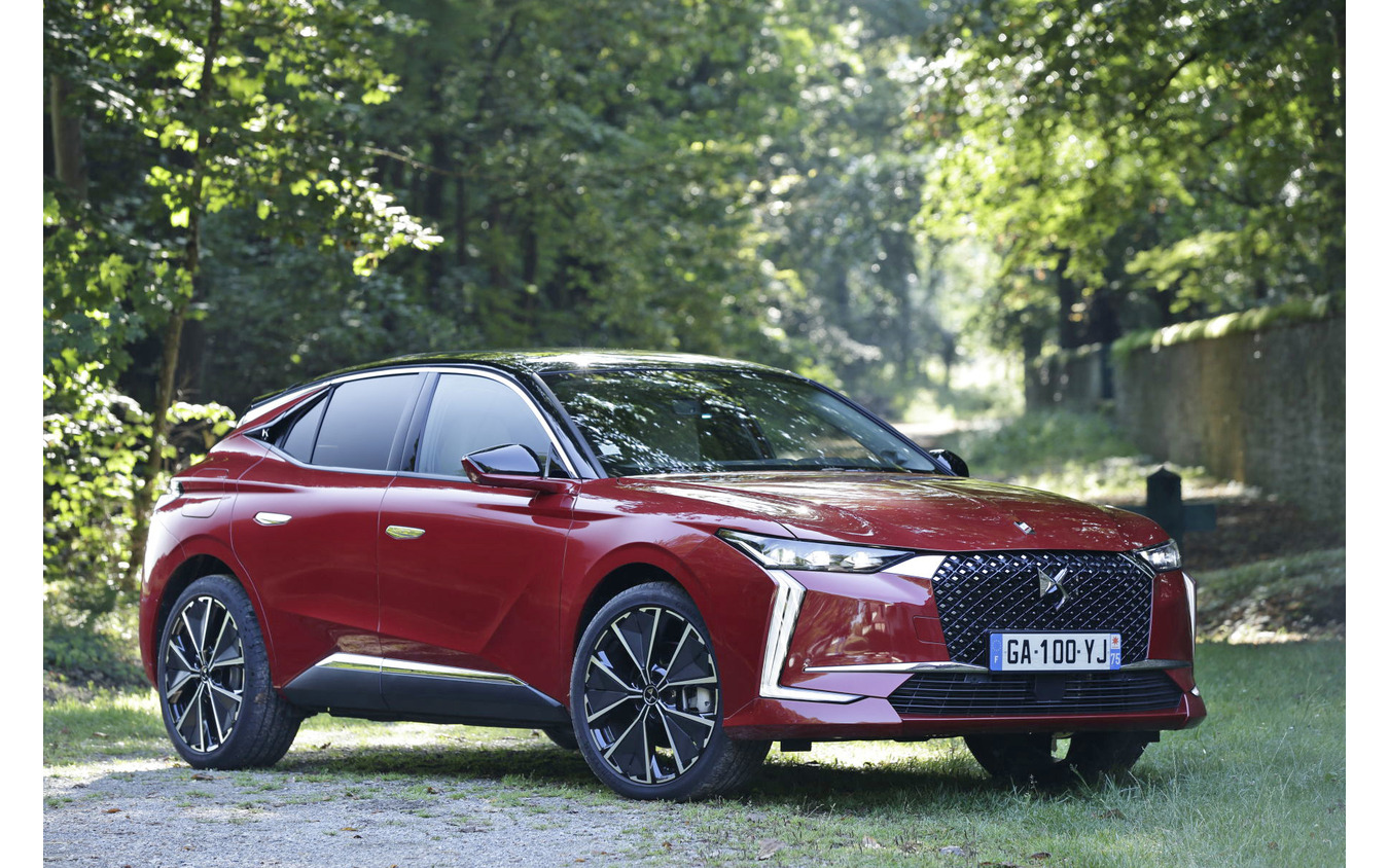 DS 4 PHEV(プルミエール・エディション)
